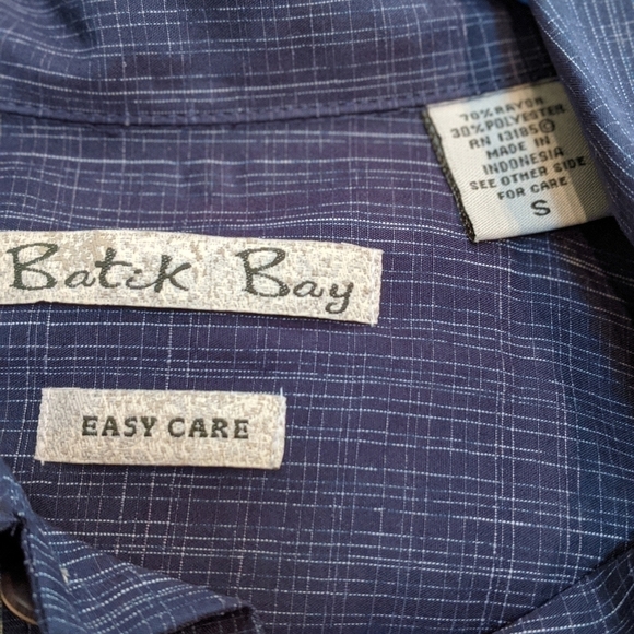 Batik Bay Men's Size Small Button Down Shirt NWT - Picture 7 of 7